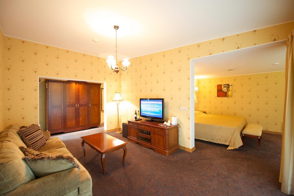 Villa Hotel Theresa راكفيري الغرفة الصورة